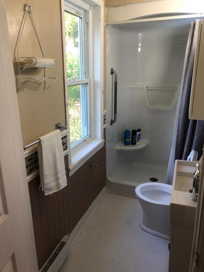 Entire Detached 3-Bedrooms Cute Home In Cornwall Area Exteriör bild